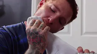 Muscular Stud Worships Feet Before a Handjob Finish