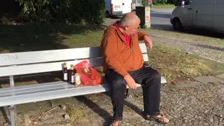 Heavy European Daddy Enjoys Outdoor Park Encounter