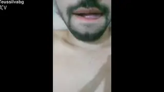 Solo Hunk Flaunts Round Cheeks in Mirror Selfie
