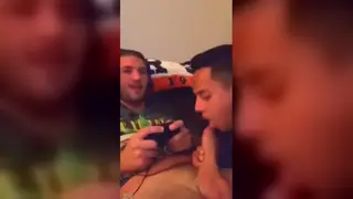 Amateur Guy Sucks Big Cock in Homemade Clip