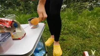 Stepmom Compilation Captures Outdoor Holiday Fun