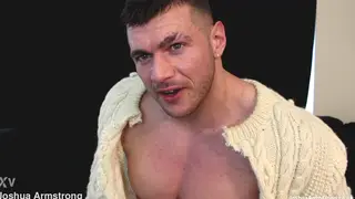 Muscular Tutor Flexes and Strokes for Student