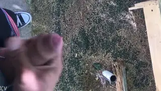 Amateur Flashes His Meat and Jerks Off Outside