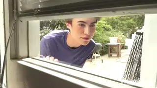 Two European Twinks Share Slow Oral Pleasure