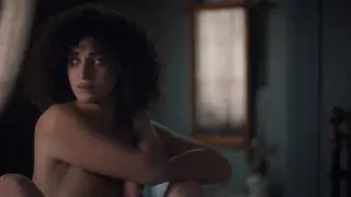 Amateur French Woman Explores Sensual Curiosity