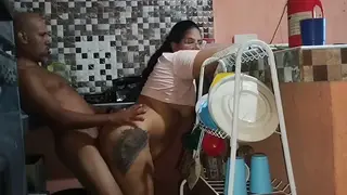 Stepdaughter Cleaning Kitchen Gets Surprise Blowjob