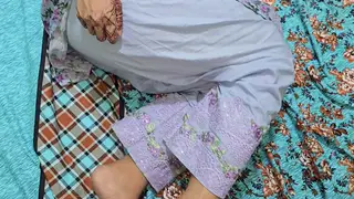 Curvy Indian Wife Enjoys Intense Homemade Session