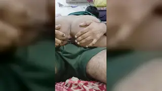 Indian Wife Cheats With Anal Creampie in Homemade Clip