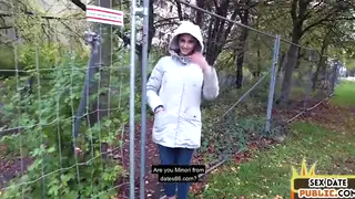 Busty Amateur Performs Titjob During Outdoor Casting
