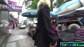 Filipina Picked Up for Spontaneous Roadside Encounter