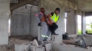 Married Worker Risks Outdoor Encounter In Public Spot