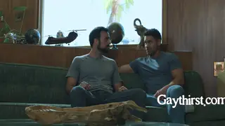 Muscular Hunk Embraces Passionate Bareback Encounter