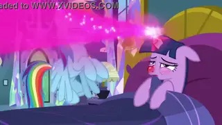 Playful Solo Tease Ends With Wet Fingers