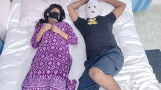 Indian Stepmom Shares Bed With Stepson For First Creampie