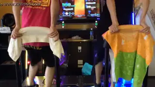 Amateur Pair Wrestle and Grind in Gritty Clip