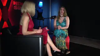 Lesbian Newcomer Explores First Sapphic Touch on Camera