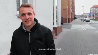 Muscular European Stud Takes Cock in Casting Session
