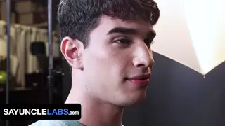Tattooed Hunk Barebacks Muscular Twink to Creampie