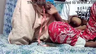 Amateur Couple Fucks in Grainy Home Footage