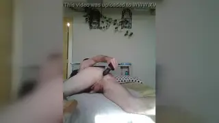 Amateur Explores Deep Gaping Using Large Toys