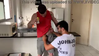 Brazilian Tourist Gets Help From Local Friend