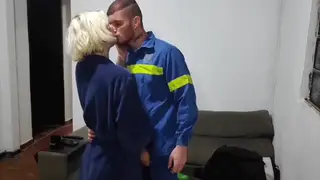 Curvy Wife Gives Deep Throat to Her Handyman Husband