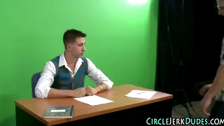 Muscular Teen Takes a Blowjob Before Cumshot