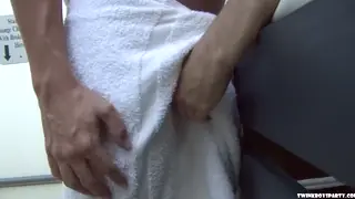 Hairy Guy Gives Outdoor Blowjob to Well-Endowed Partner