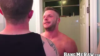 Tattooed Muscle Daddies Bareback After Steamy Shower