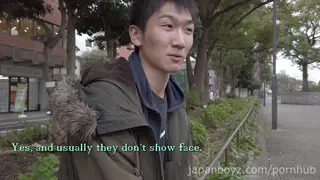 Japanese Guy Strokes Himself to the Edge