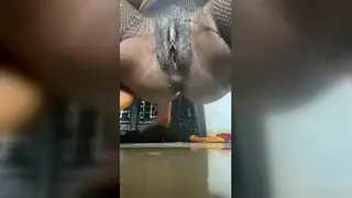 Ebony Tourist Squirts Hard During Interracial Holiday Fling