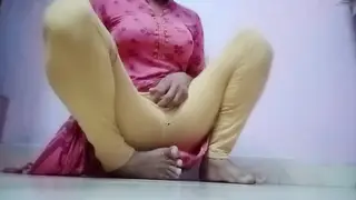 Indian Stud Delivers Intense Deepthroat and Mouthful Finish