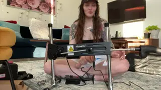 MILF Tests a Powerful Sex Machine for the First Time