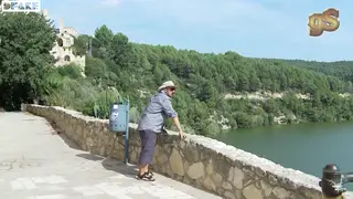 Petite Cosplayer Takes Anal Adventure Outdoors