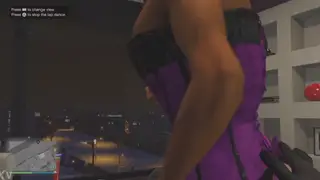 Gamer Girl Teases in a Sapphire-Themed Clip
