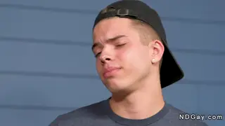 Muscular Frat Bros Share a Teen Bottom in Bareback Threesome