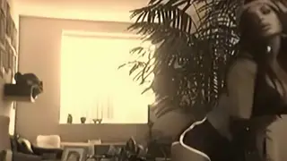 Latina Amateur Teases in Softcore Solo Dance