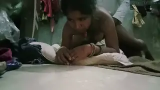 Indian Teen Couple Streams Webcam Doggystyle and Deepthroat