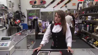 Petite Customer Deepthroats For Quick Cash