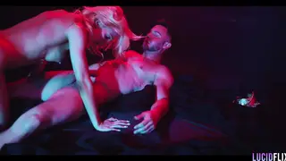 Blonde Beauty Enjoys Missionary and Oral Worship