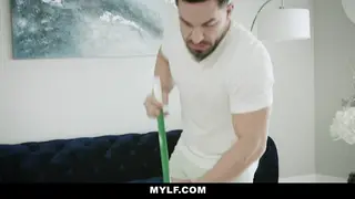 Curvy Stepmom Rewards Stepson With Blowjob and Cumshot