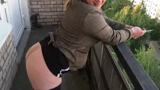 Curvy Wife Takes Anal in Cuckold Threesome Arrangement