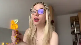 Blonde in Lingerie Explains Why Beta Men Repulse Women