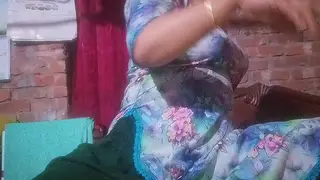 Indian Wife Masturbates Hard on Webcam for Her Husband