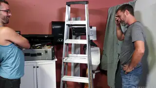 Silver Daddy Guides Boyfriend Through First Gloryhole Encounter
