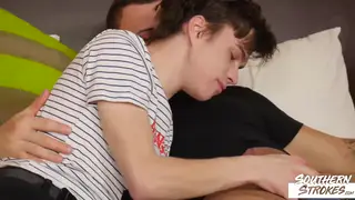 Inked Stepdad Barebacks Twink in Doggystyle and Riding