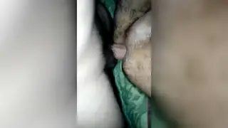 Bareback Hookup With a Grindr Match Ends in a Quick Fuck