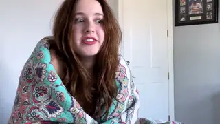 Busty Stepsister Squirts During Spring Break Hookup