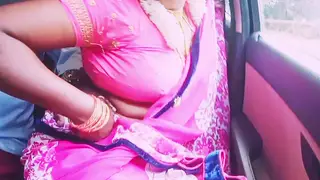 Cheating Housewife Fucks Boyfriend in Parked Car