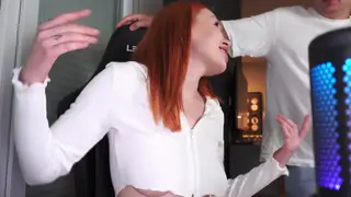 Redhead Teen Streamer Fucks Boyfriend Interracially Live